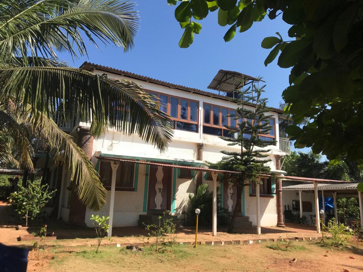 Mermaid Beach Resorts Vengurla Exterior photo
