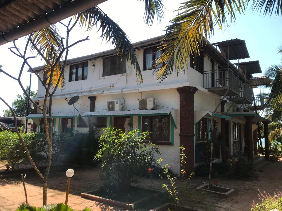 Mermaid Beach Resorts Vengurla Exterior photo